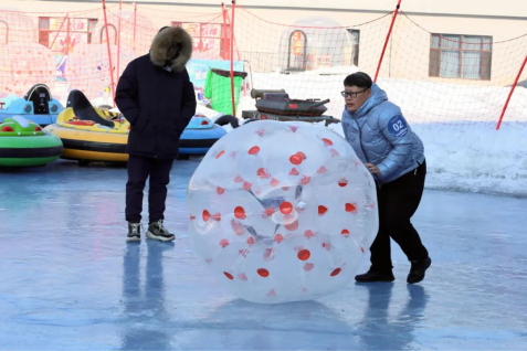 亚美体育入口“中国体育彩票”第十一届全国大众冰雪季辽宁站系列活动精彩落幕(图2)